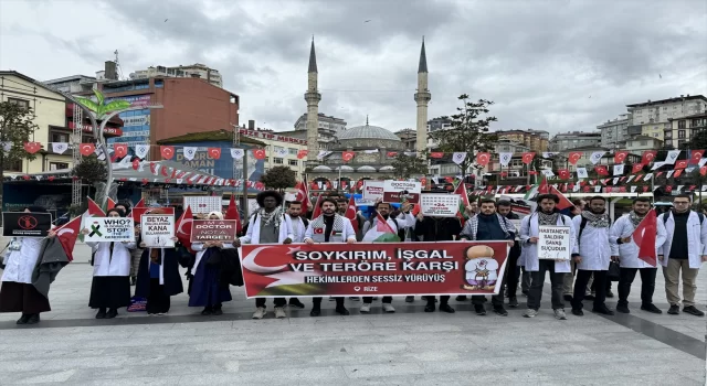 Rize’de sağlık çalışanları ”sessiz yürüyüş” ile İsrail’i protesto etti