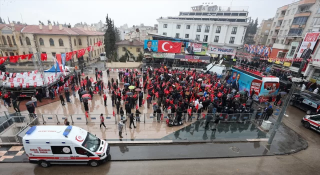 CHP Genel Başkanı Özel, Kilis’te halk buluşmasına katıldı: