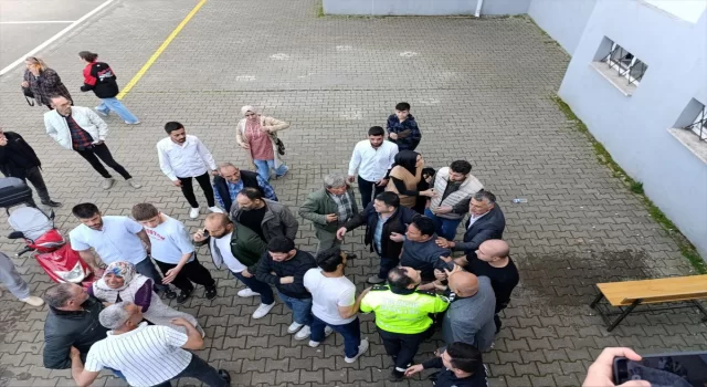 Sakarya’da seçim merkezinde çıkan kavgada 3 şüpheli gözaltına alındı