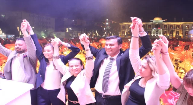 Manisa Büyükşehir Belediye Başkanlığını kazanan CHP’nin adayı Ferdi Zeyrek’ten açıklama: