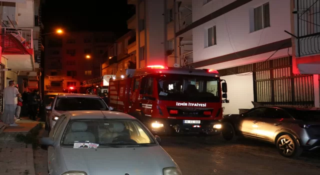 İzmir’de apartman dairesinde çıkan yangında bir kişi öldü, 3 kişi dumandan etkilendi