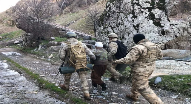 Hakkari’de 15 yıldır aranan cinayet hükümlüsü yakalandı