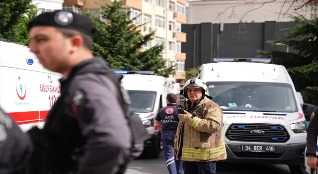 GÜNCELLEME Beşiktaş’ta 16 katlı binada çıkan yangında 3 kişi hayatını kaybetti