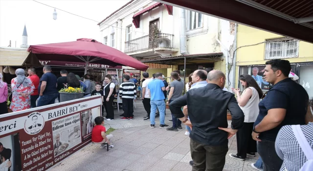 Edirne’de bayram tatili yoğunluğu yaşandı