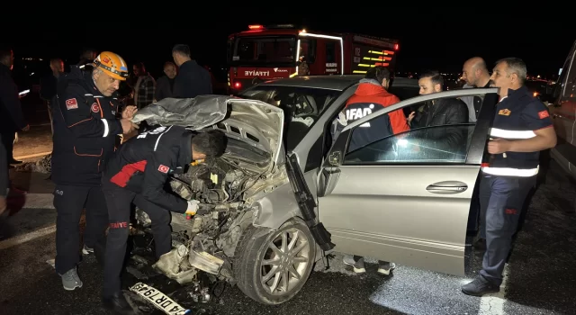 Muş’ta 2 otomobilin çarpışması sonucu 9 kişi yaralandı