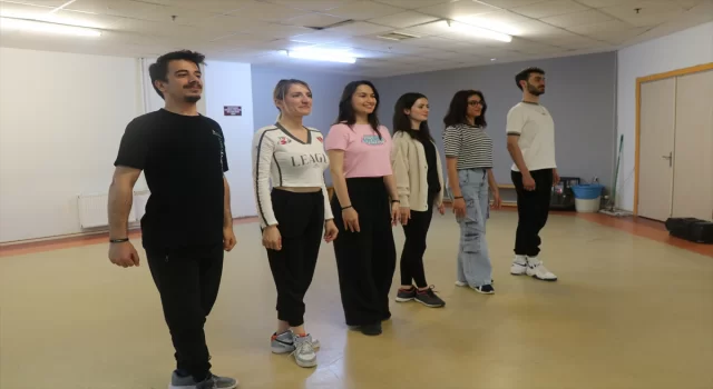 Kocaeli Üniversitesi öğrencileri, arkadaşlarını trafik kazasında kaybetmenin acısını yaşıyor