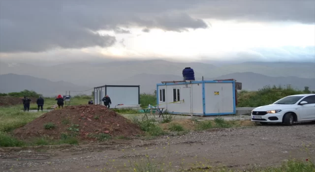 Manisa’da şantiye bekçisi tüfekle vurulmuş halde ölü bulundu