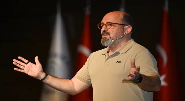 Sinir bilim uzmanı Prof. Dr. Canan ”Nörobilim” konferansında öğrencilerle buluştu