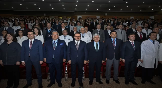 Ankara’da ”Dr. Hikmet Boran Ulusal Tıp Öğrenci Kongresi” başladı