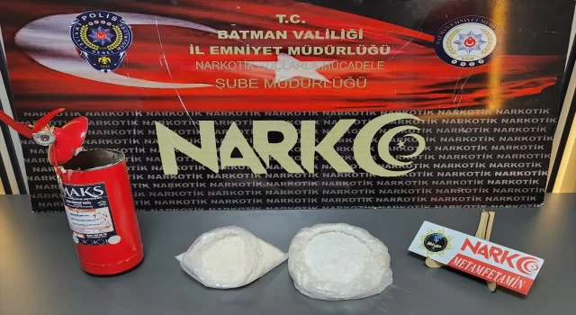 Batman’da yangın tüpüne gizlenmiş 1 kilogram sentetik uyuşturucu ele geçirildi