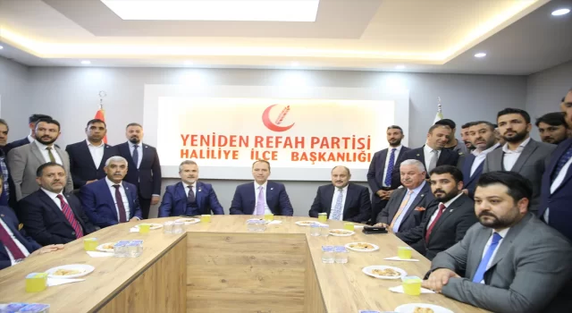 Yeniden Refah Partisi Genel Başkanı Erbakan, Şanlıurfa’da ziyaretlerde bulundu