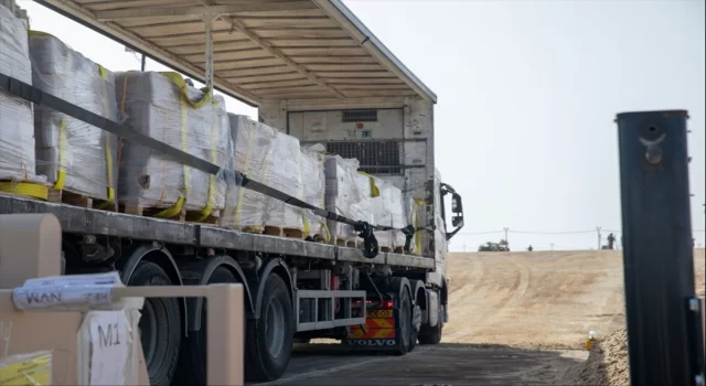 ABD, Gazze’de kurulan geçici limandan yardım tırlarının çıkmaya başladığını bildirdi