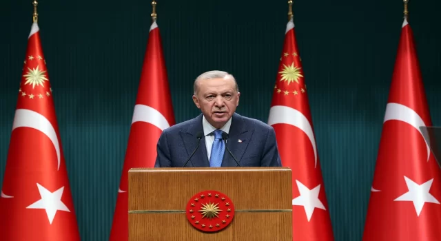 Cumhurbaşkanı Erdoğan: ”Mevcut anayasanın yeni Türkiye’yi taşıması mümkün değil. 85 milyon olarak yeni yüzyılda, yeni anayasa ülküsünü gerçeğe dönüştürmemiz gerektiğine inanıyorum”