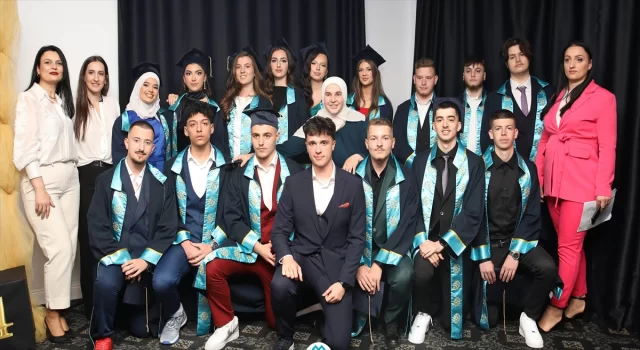 Kosova Uluslararası Maarif Okulları’nda mezuniyet töreni