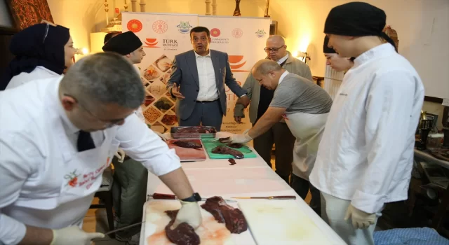 Edirne’de aşçılık programı öğrencileri tava ciğerin inceliklerini öğrendi
