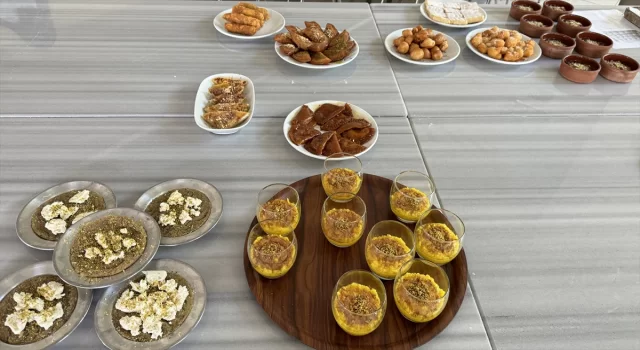 Artvin’de üniversite öğrencileri en lezzetli yöresel tatlıyı yapmak için yarıştı