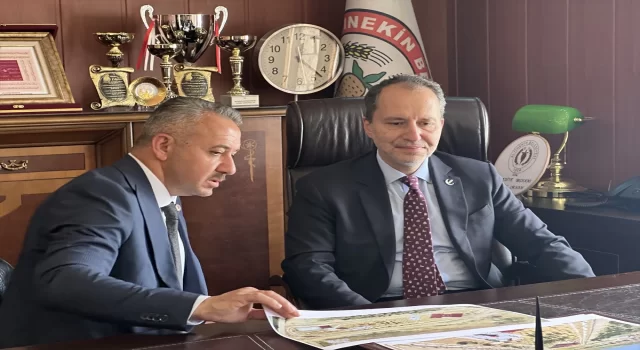 Yeniden Refah Partisi Genel Başkanı Erbakan, Konya’da ziyaretlerde bulundu