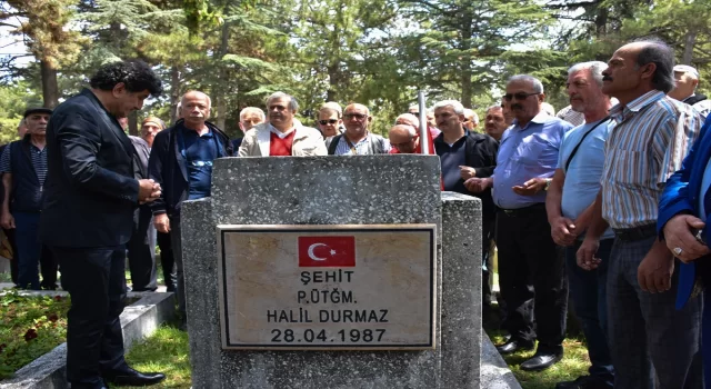 PKK’lı teröristlerce 37 yıl önce şehit edilen silah arkadaşlarını unutmadılar