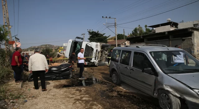 Hatay’da freni arızalanan kamyonun 3 araca çarpması sonucu 4 kişi yaralandı