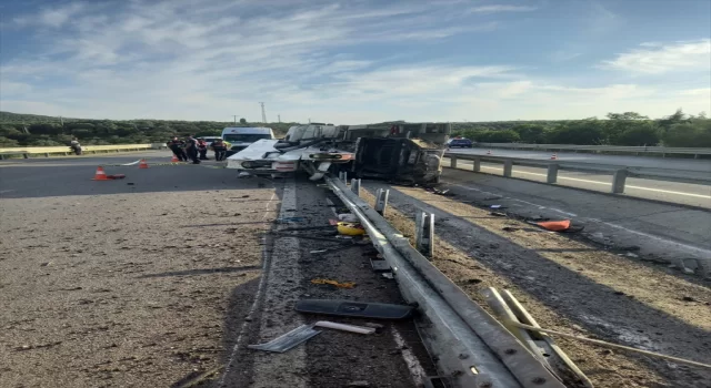 Balıkesir’de devrilen beton mikserinin sürücüsü hayatını kaybetti