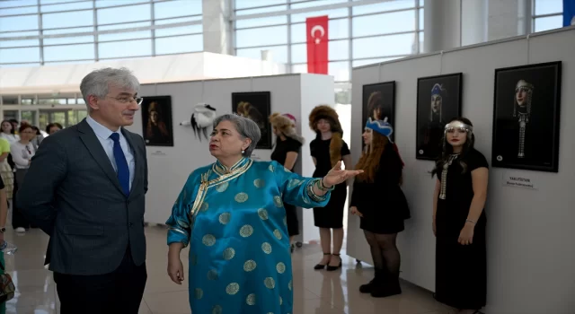 Edirne’de ”Türk Dünyası Kadın Başlıkları” fotoğraf sergisi açıldı