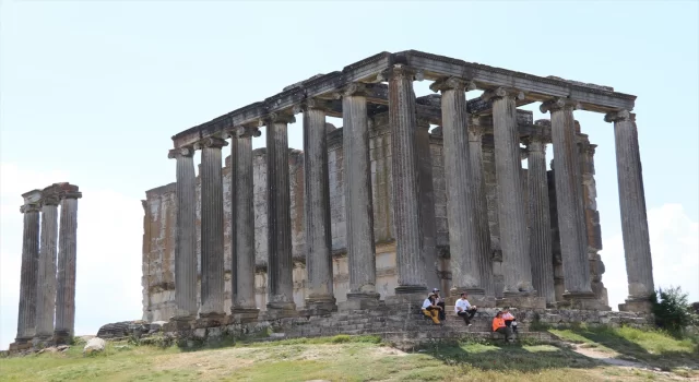 Kütahya’da dağcılar Aizanoi’de yürüyüş yaptı