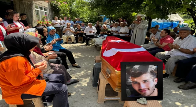 Zonguldak’ta madendeki göçükte ölen işçi Bartın’da son yolculuğuna uğurlandı