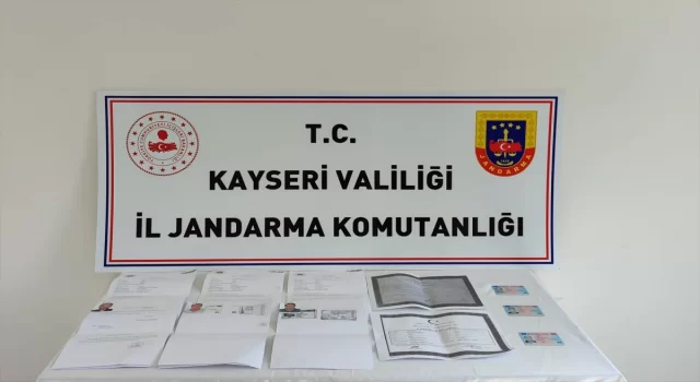 Kayseri’de sürücü adaylarının yerine başkalarını ehliyet sınavına girdiren 4 sanık yakalandı