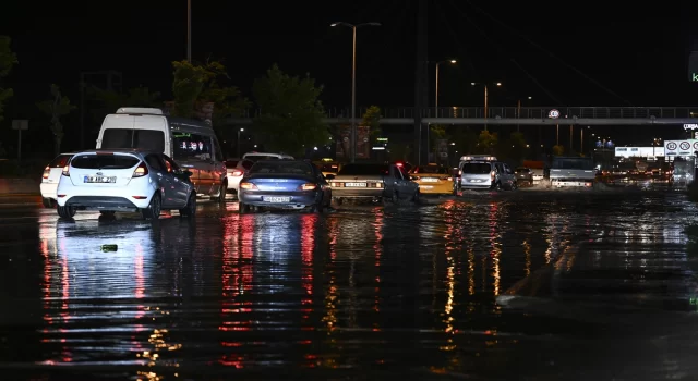 Başkentte sağanak etkili oluyor