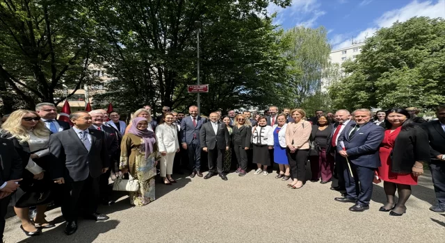 Çekya’nın başkenti Prag’da Türk Büyükelçiliğinin girişimiyle ”ÇekTürk İşbirliği Parkı” açıldı