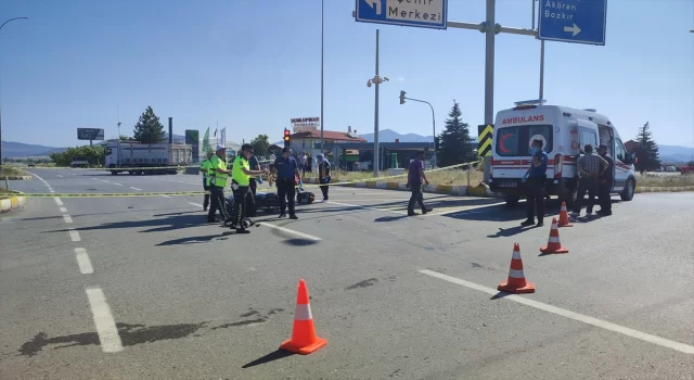 Konya’da pikapla çarpışan motosikletin sürücüsü öldü