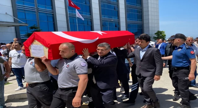 GÜNCELLEME 3  Sinop’ta otomobille sağlık personelinin bulunduğu araç çarpıştı, 4 kişi öldü, 2 kişi yaralandı