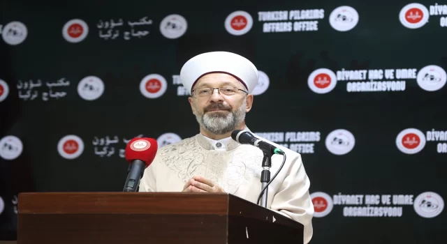 Diyanet İşleri Başkanı Erbaş, kadın irşat görevlileriyle bir araya geldi: