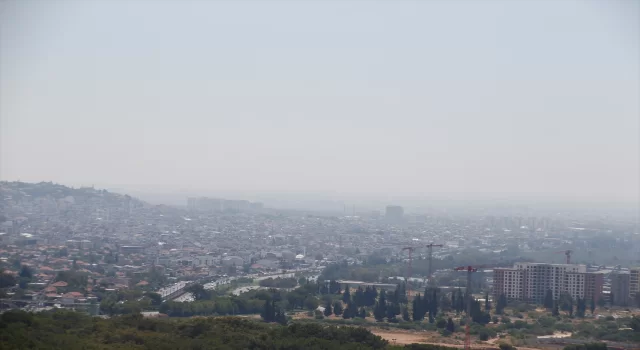 Antalya sahillerinde bayram tatili yoğunluğu sürüyor