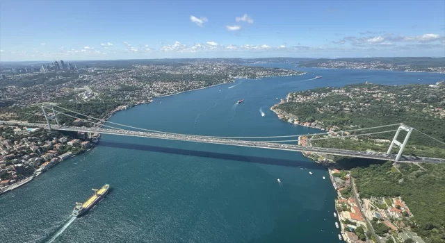 İstanbul’da tatil dönüşü yollardaki trafik havadan denetlendi