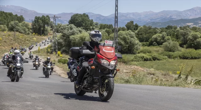 Tunceli MotoFest’e katılan bin motosikletçi Ovacık’ın güzelliklerini turladı