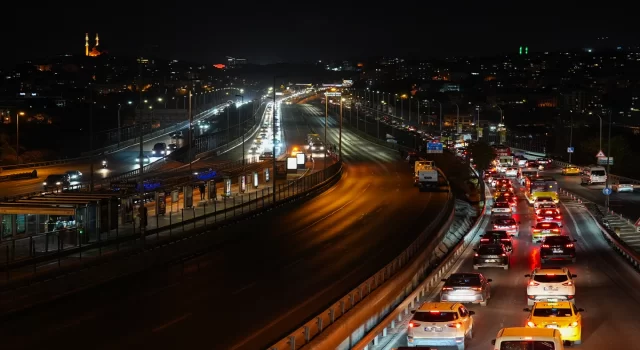 Haliç’teki orta köprünün Kadıköy istikameti trafiğe kapatıldı