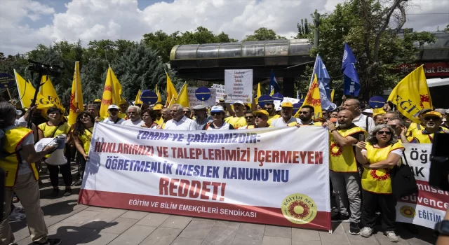 Eğitim Sen, Öğretmenlik Mesleği Kanunu Teklifi’ni protesto etti