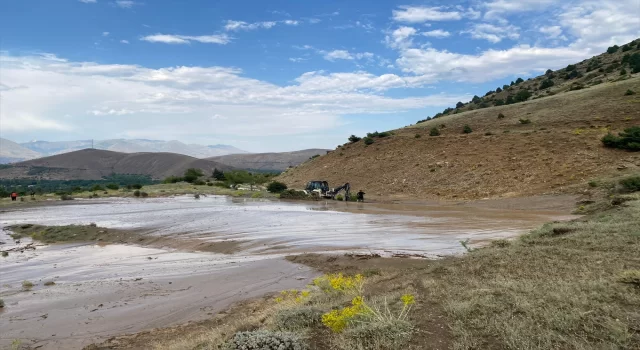 Erzincan’da sağanak sebebiyle bazı turistik işletmeleri su bastı