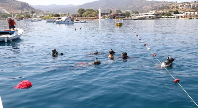 Bodrum’da dalgıçlar deniz dibinden 213 kilogram atık çıkardı