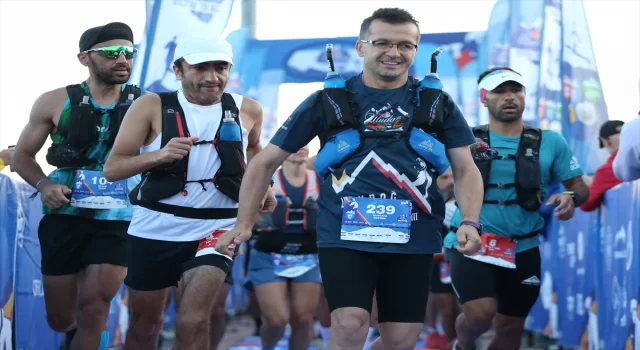 Uludağ Premium Ultra Trail, 35 ülkeden 2 bin 660 sporcunun katılımıyla başladı