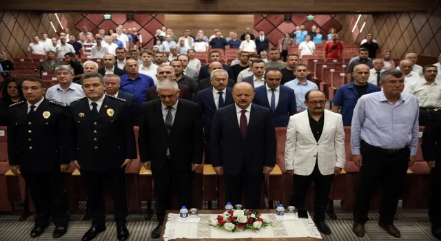 Kastamonu’da ”15 Temmuz Darbe ve Demokrasi Konferansı” düzenlendi