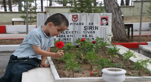 Sivas’ta 15 Temmuz dolayısıyla şehitlikler ziyaret edildi