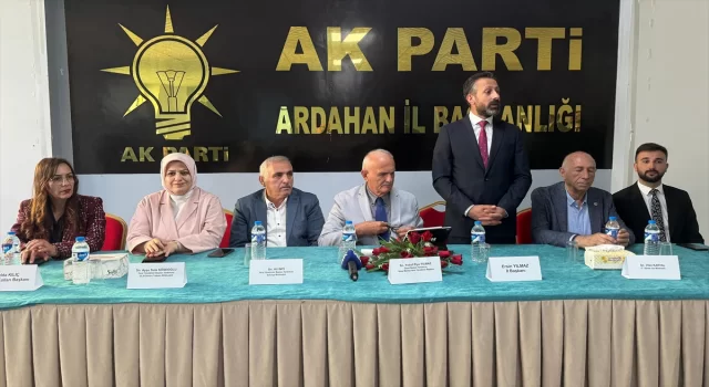 AK Parti Genel Başkan Yardımcısı Yılmaz, partisinin Ardahan’daki toplantısında konuştu: