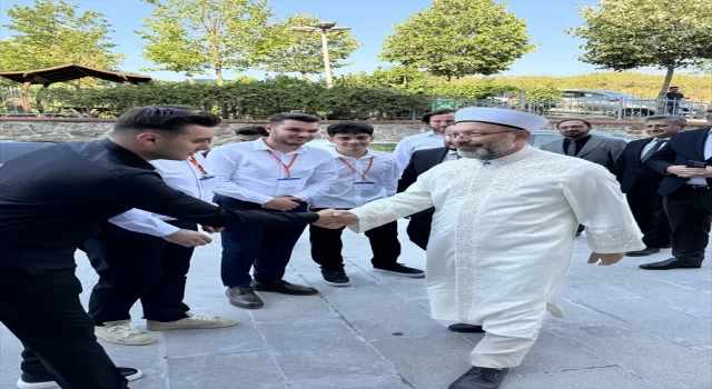 Diyanet İşleri Başkanı Erbaş, Kocaeli’de hafızlık icazet törenine katıldı