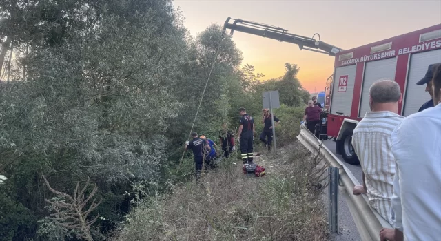 Sakarya’da şarampole yuvarlanan kişi öldü