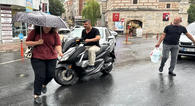 Kırklareli’nde sağanak etkili oldu