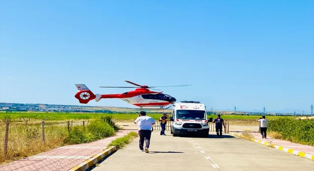 Diyarbakır’da ambulans helikopter kalça kemiği kırılan 79 yaşındaki hasta için havalandı