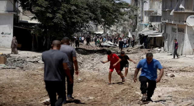 İsrail ordusu, gece girdiği Tulkerim kampından geride ”büyük bir yıkım” bırakarak çekildi