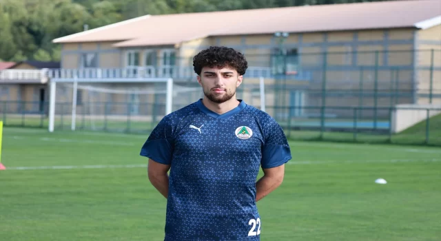 Alanyaspor, Almanya’dan Bera Çeken’i transfer ettiğini açıkladı